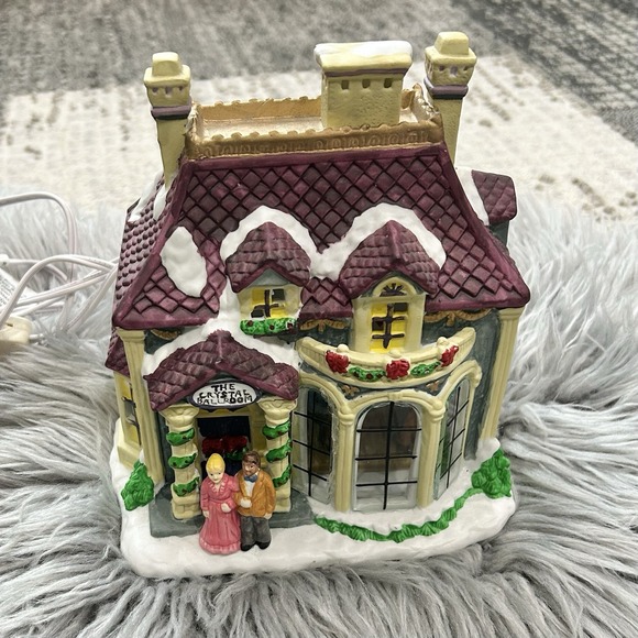 VTG Trim A Home "The Crystal Ballroom" Lighted Christmas Village Building Scene - Picture 10 of 11